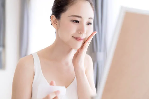 겨울철 피부 관리를 위한 보습 루틴 가이드 3 겨울철 피부 관리